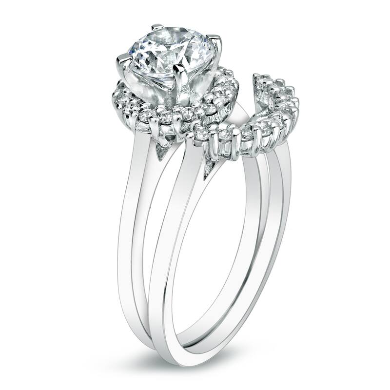 Auriya Nested 1ct TDW Round Diamond Halo Engagement Ring Set Platinum Certified