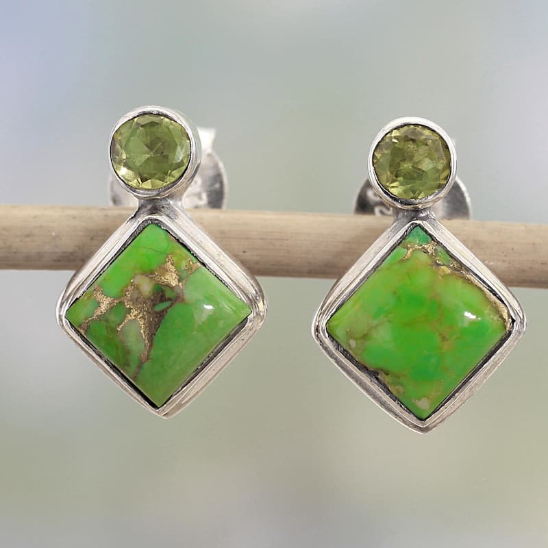 NOVICA Sterling Silver 'Green Sparkle' Peridot Composite Turquoise Earrings - 0.6*0.4