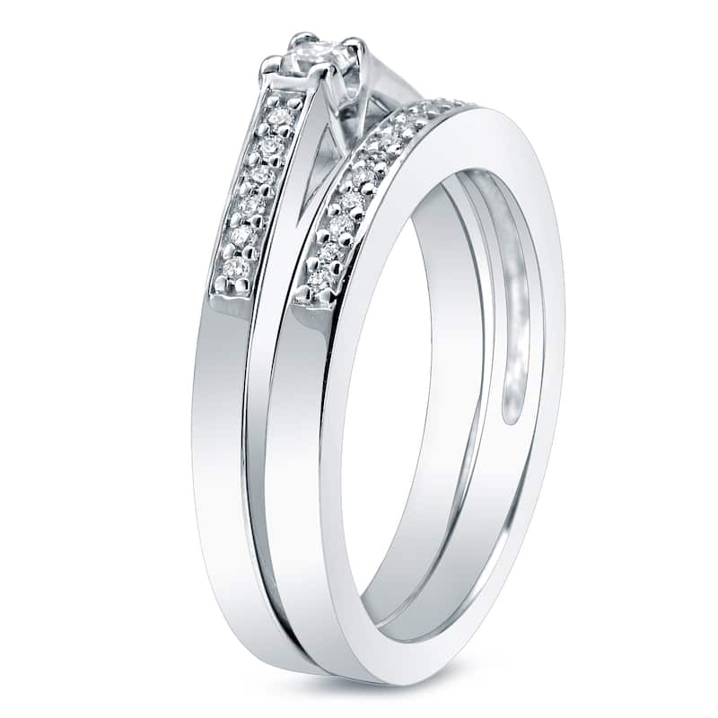 Auriya Platinum 1/4ctw Petite Princess-cut Diamond Wedding Ring Set