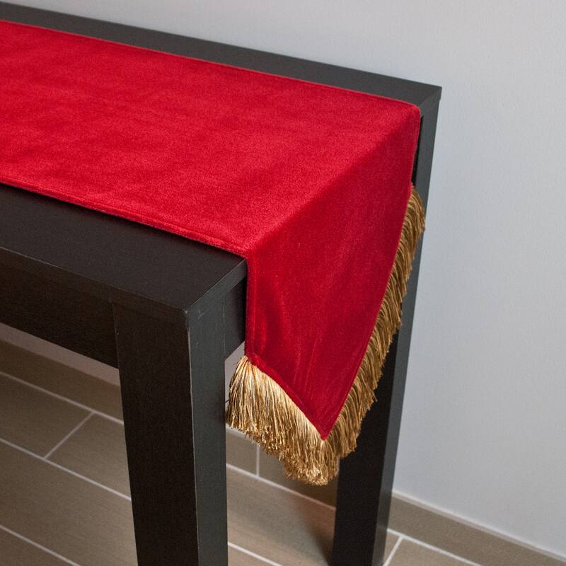 Sherry Kline Redfield Table Runner