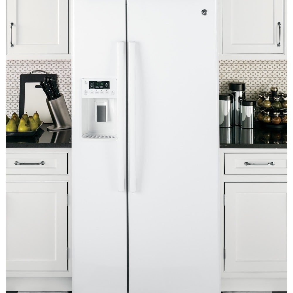 GE APPLIANCES ENERGY STAR 23.2 CU. FT. SIDE-BY-SIDE REFRIRATOR (WHITE)
