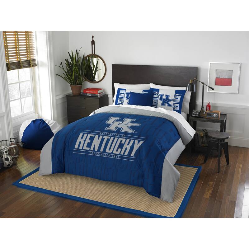 The Northwest Company University of Kentucky Blue/Grey Polyester Full/Queen 3-piece Comforter Set