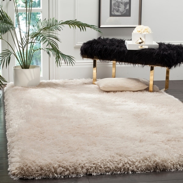 Safavieh Handmade Luxe Shag Super Plush Bone Polyester Rug - 4' x 6'