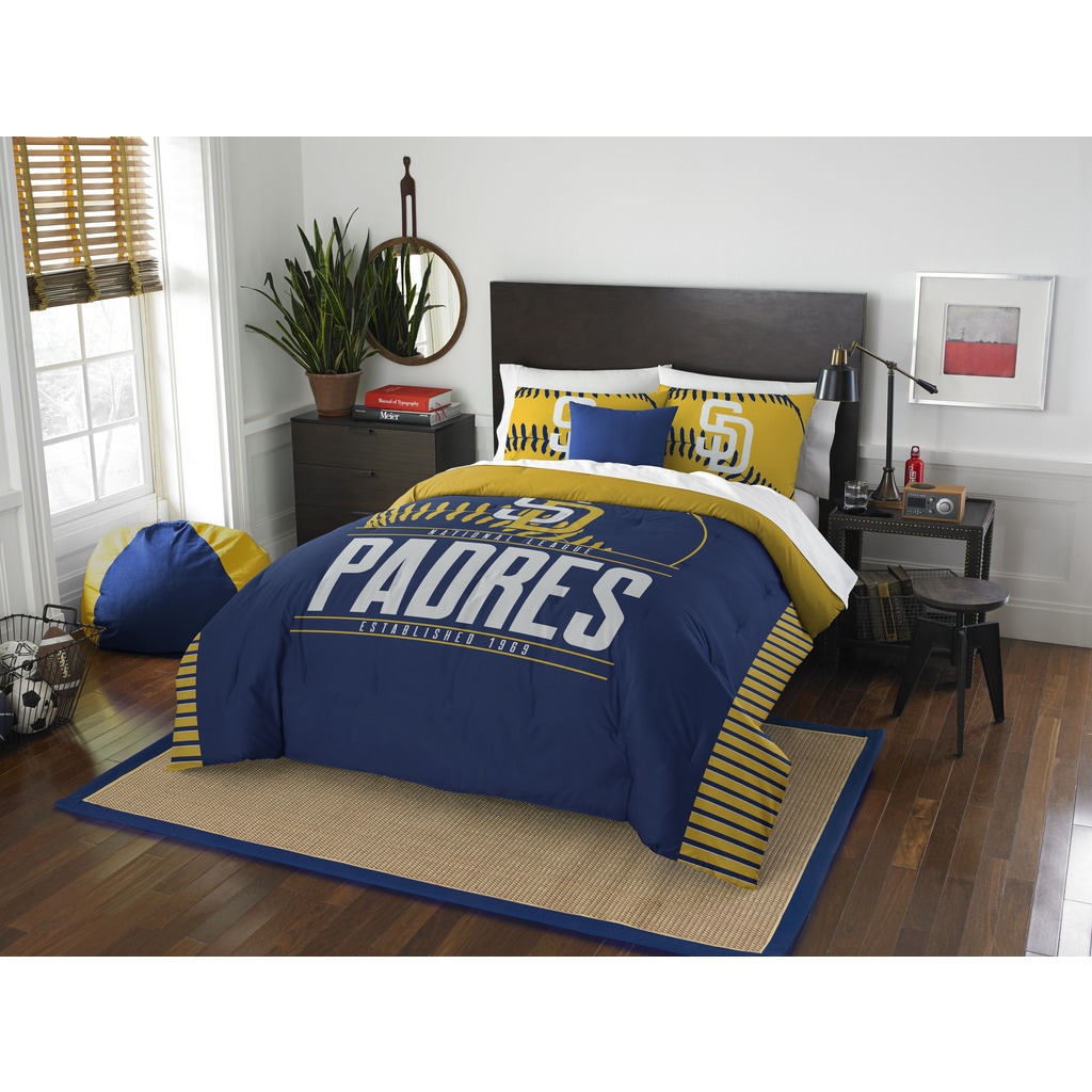 Logo Brands San Diego Padres Plush Blanket