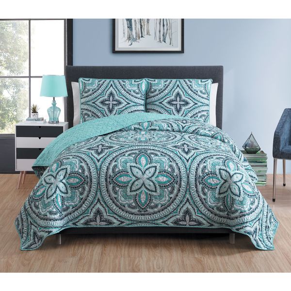 VCNY Allison Reversible Quilt Set