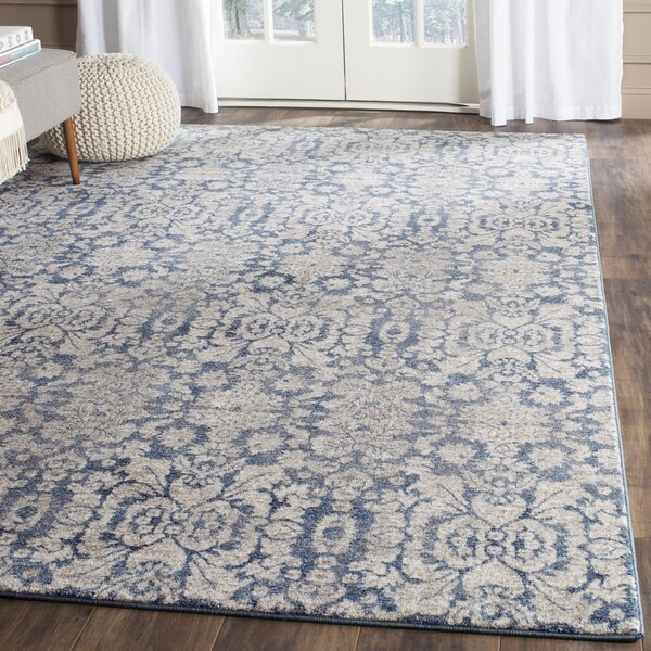 Safavieh Sofia Vintage Damask Blue/ Beige Distressed Rug - 2'6 x 4'