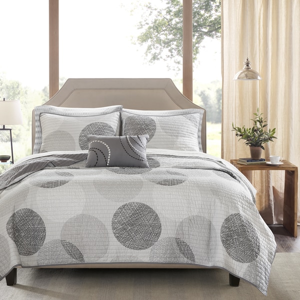 Madison Park Essentials Glendale Grey Quilt Set with Cotton Bed