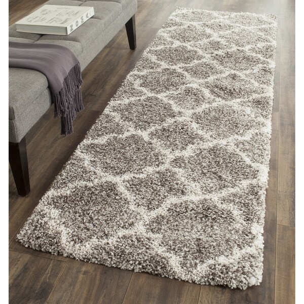 Safavieh Hudson Quatrefoil Shag Grey/ Ivory Runner Rug - 2' 3 x 14'