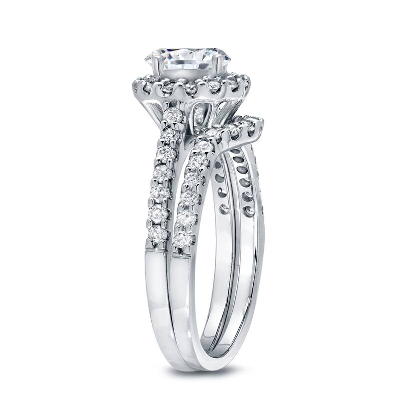 Auriya Platinum 1 1/4ct TDW Round Halo Diamond Engagement Ring Set