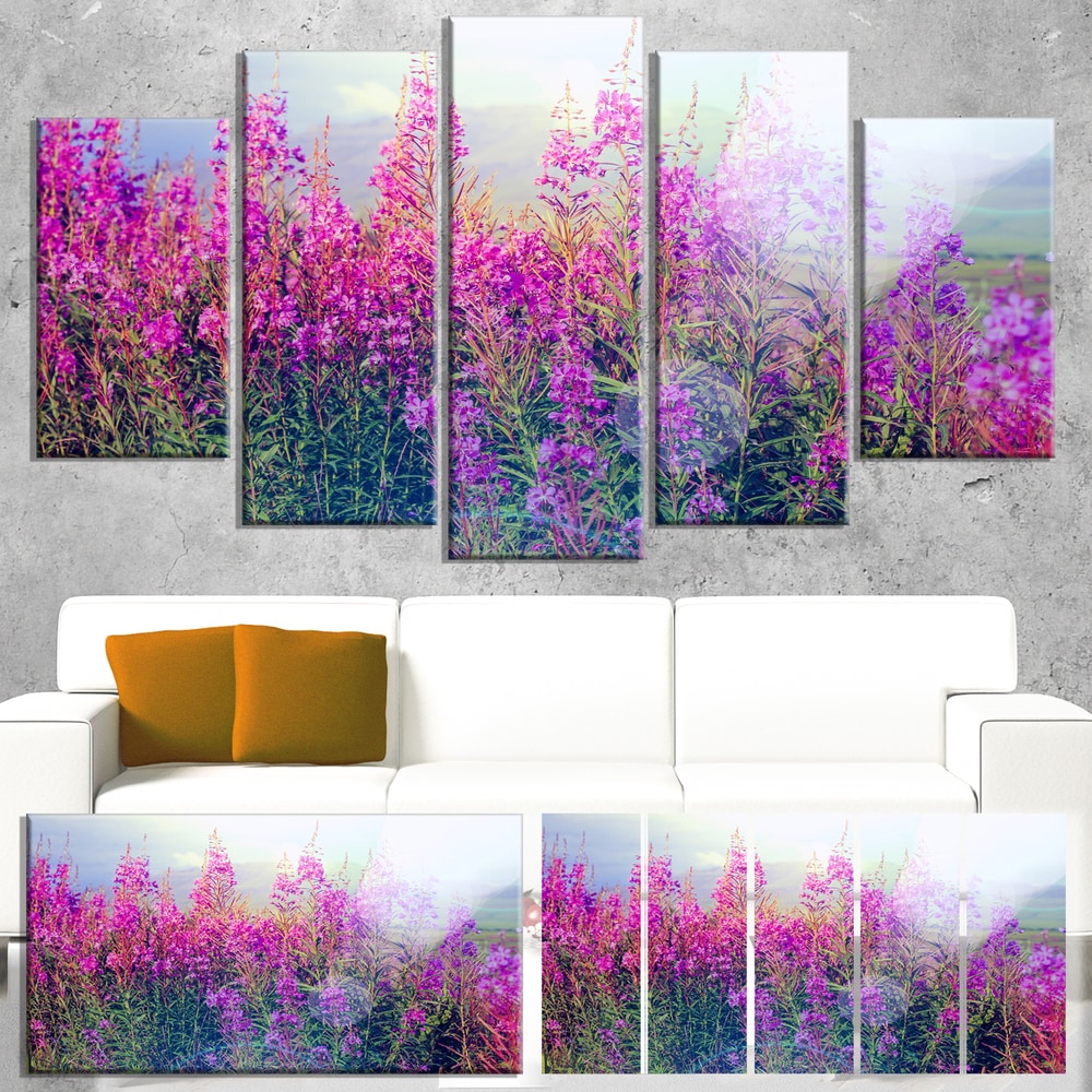 Designart Blooming Purple Flowers in Meadow Large Flower Canvas