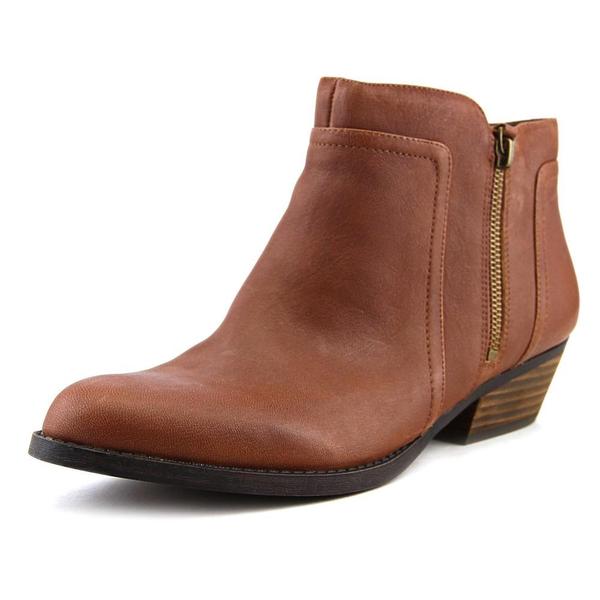nine west low heel boots