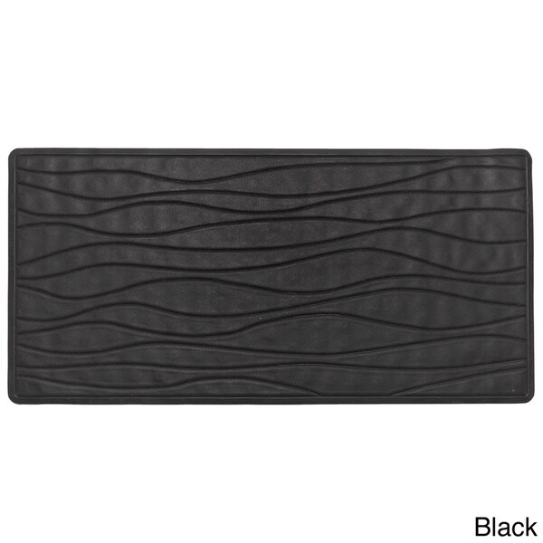 black rubber bath mat