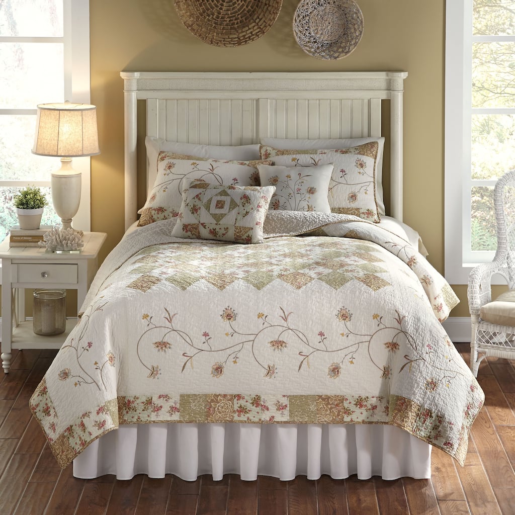 Nostalgia Home Sanibel Quilt