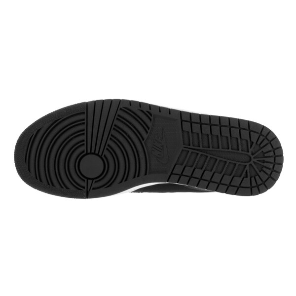 nike jordan executive black