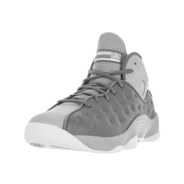 grey basketball shoes