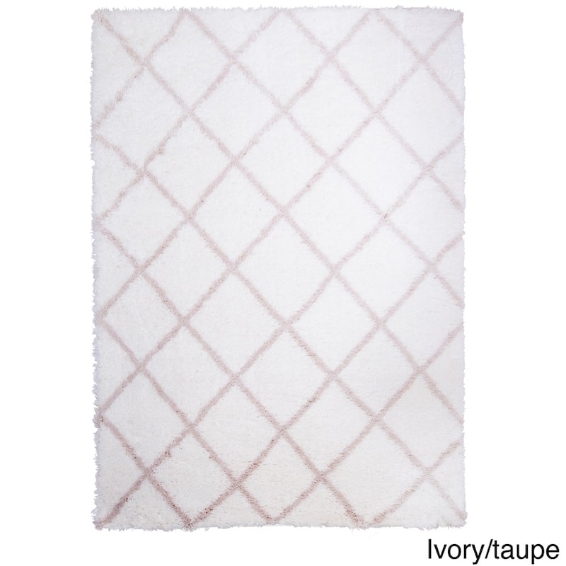 SoHome Carmela Tali Geometric Diamond Shag Area Rug