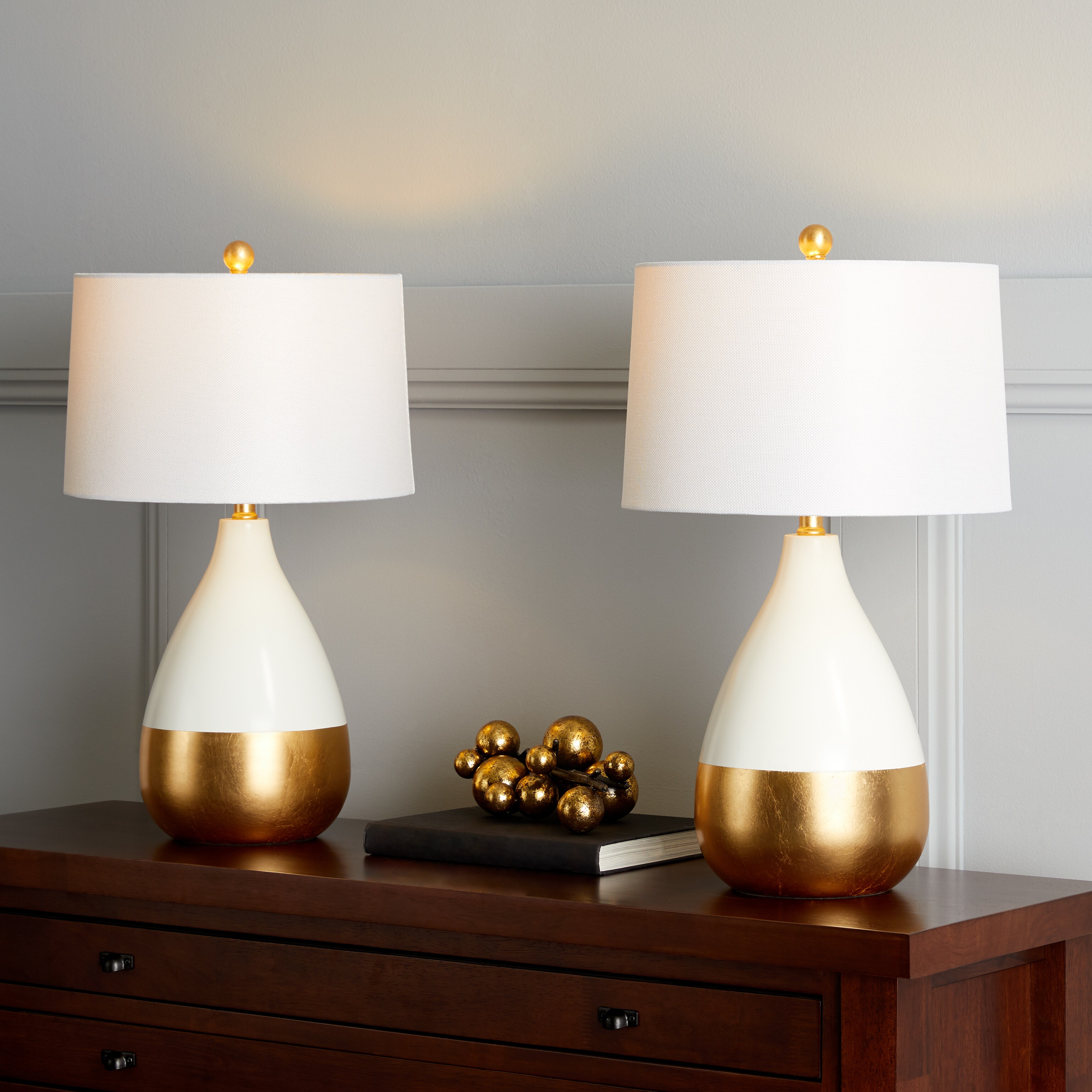 white and gold table lamp