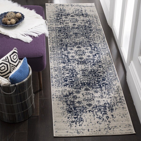 Safavieh Madison Vintage Boho Medallion Cream/ Navy Runner - 2'3 x 10'