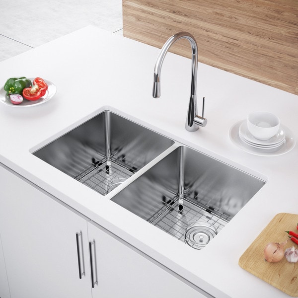 Exclusive Heritage 31 x 18 Double Bowl 50/50 Undermount Stainless Steel Kitchen Sink
