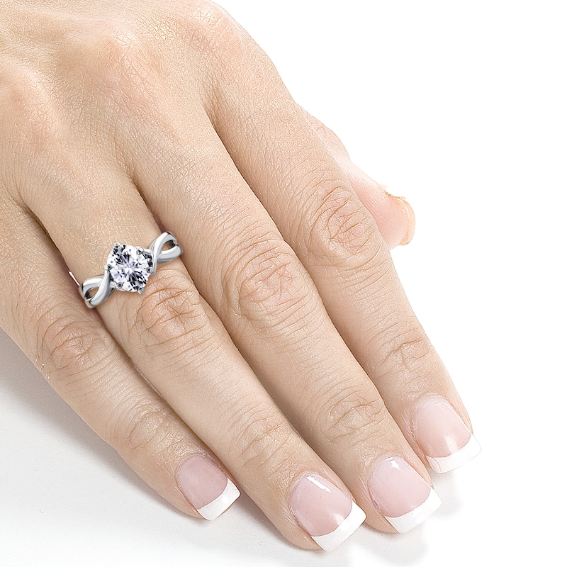 Annello by Kobelli 14k White Gold 1 1/2ct Oval Forever One Moissanite Solitaire Crossover Engagement Ring (DEF/VS)