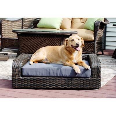 Rattan Pet Sofa Bed - Indoor/Outdoor