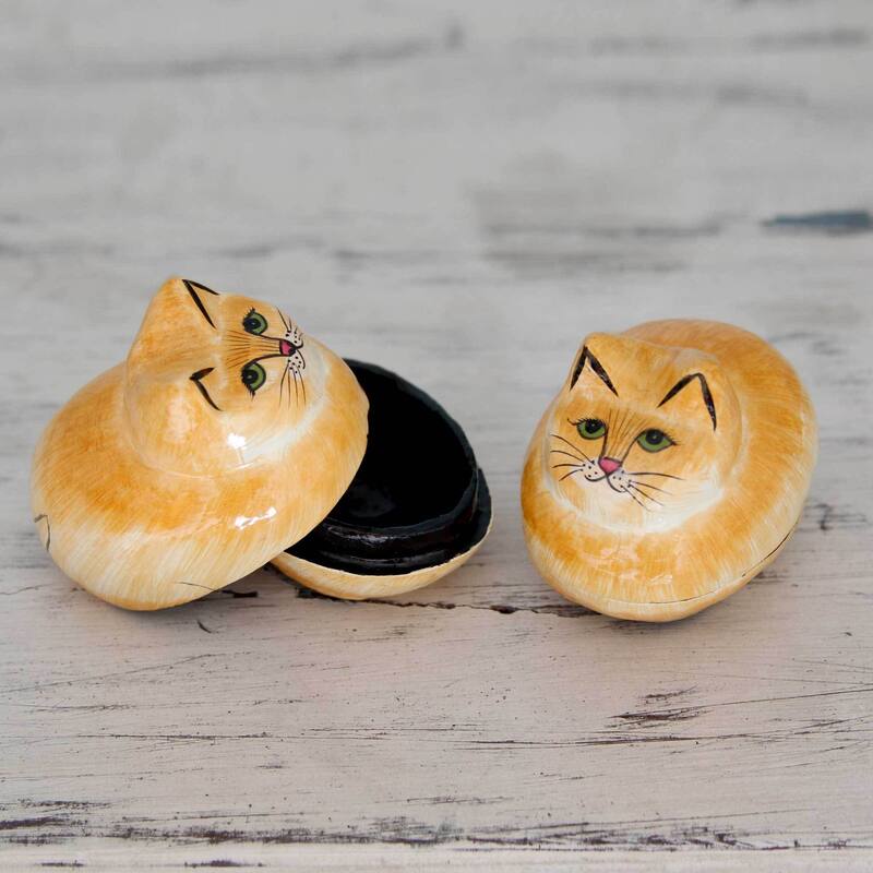 NOVICA Handmade Pair of 2 Papier Mache Boxes, 'Charismatic Cats' (India)