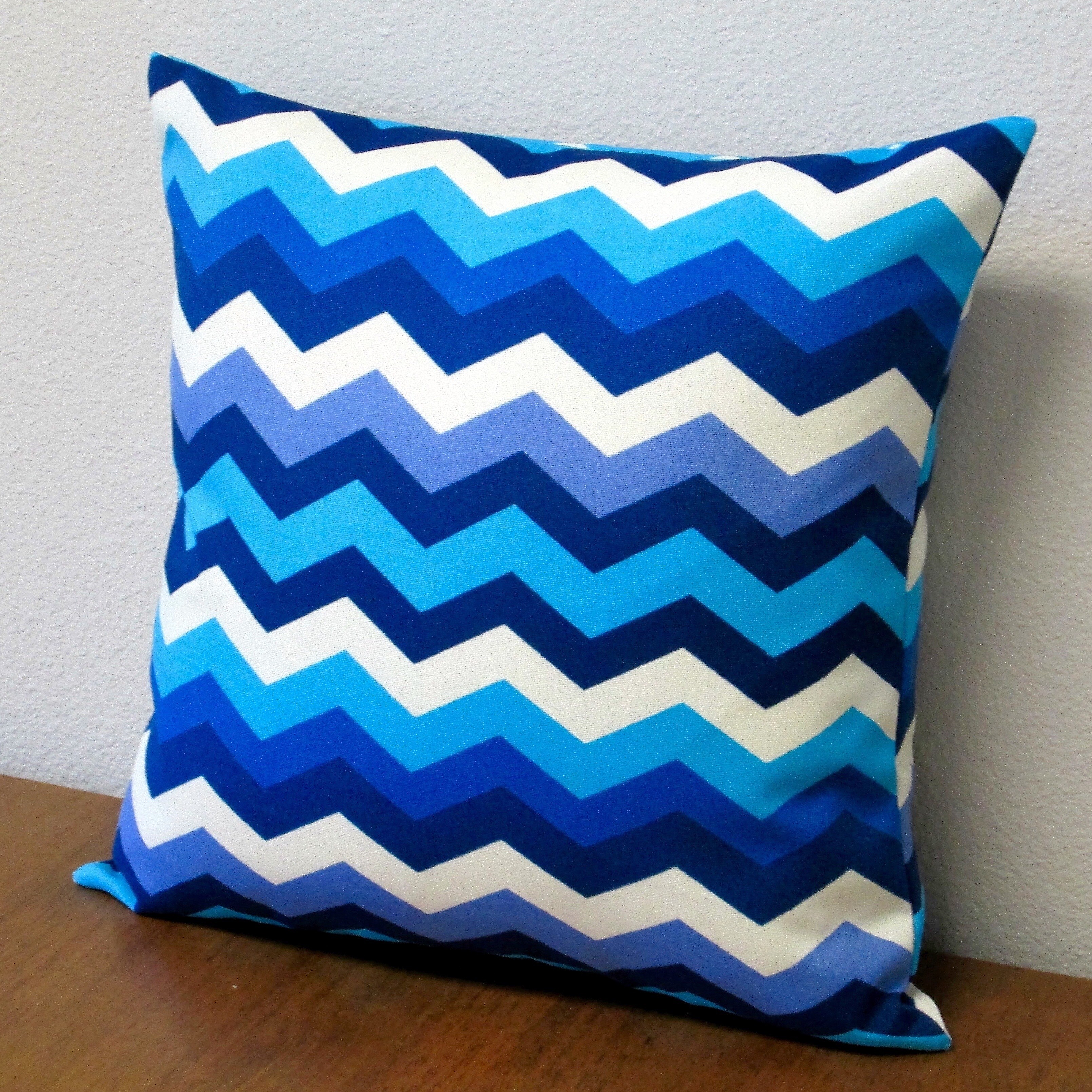 zig zag throw pillows