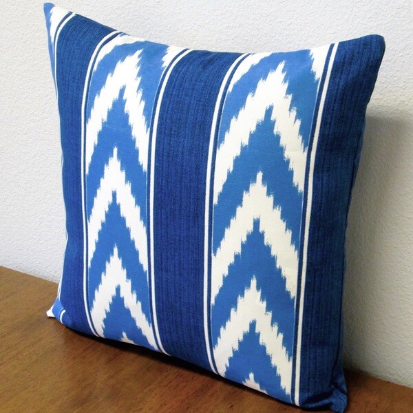cornflower blue throw pillows