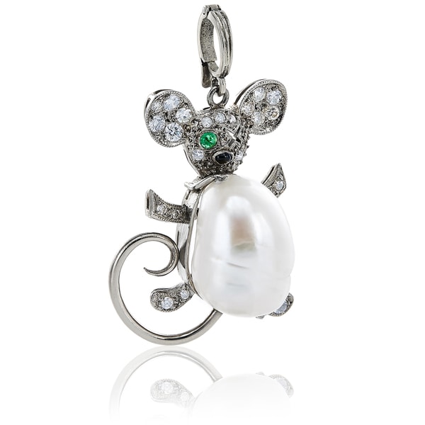 Platinum 1/2ct TDW White Diamond, Pearl, Onyx and Emerald Antique Mouse Estate Pendant Necklace (H-I, SI1-SI2). Opens flyout.