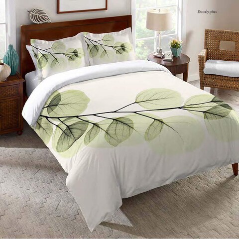 Laural Home Green X-Ray of Eucalyptus Leaves Comforter