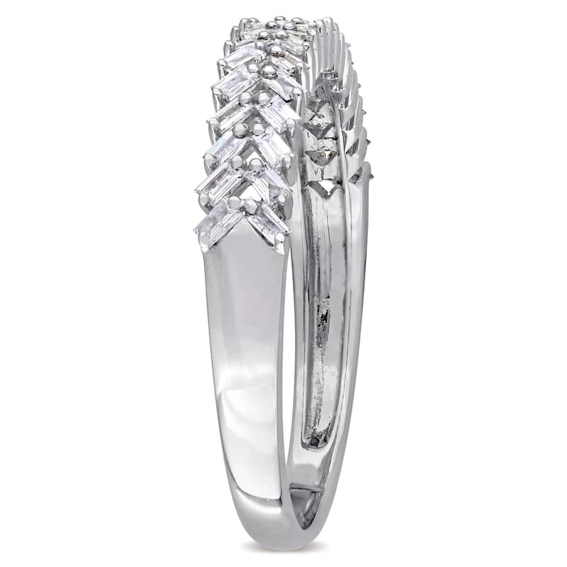 Miadora 14k White Gold 1/3ct TDW Tapered Baguette Diamond Braided Design Band