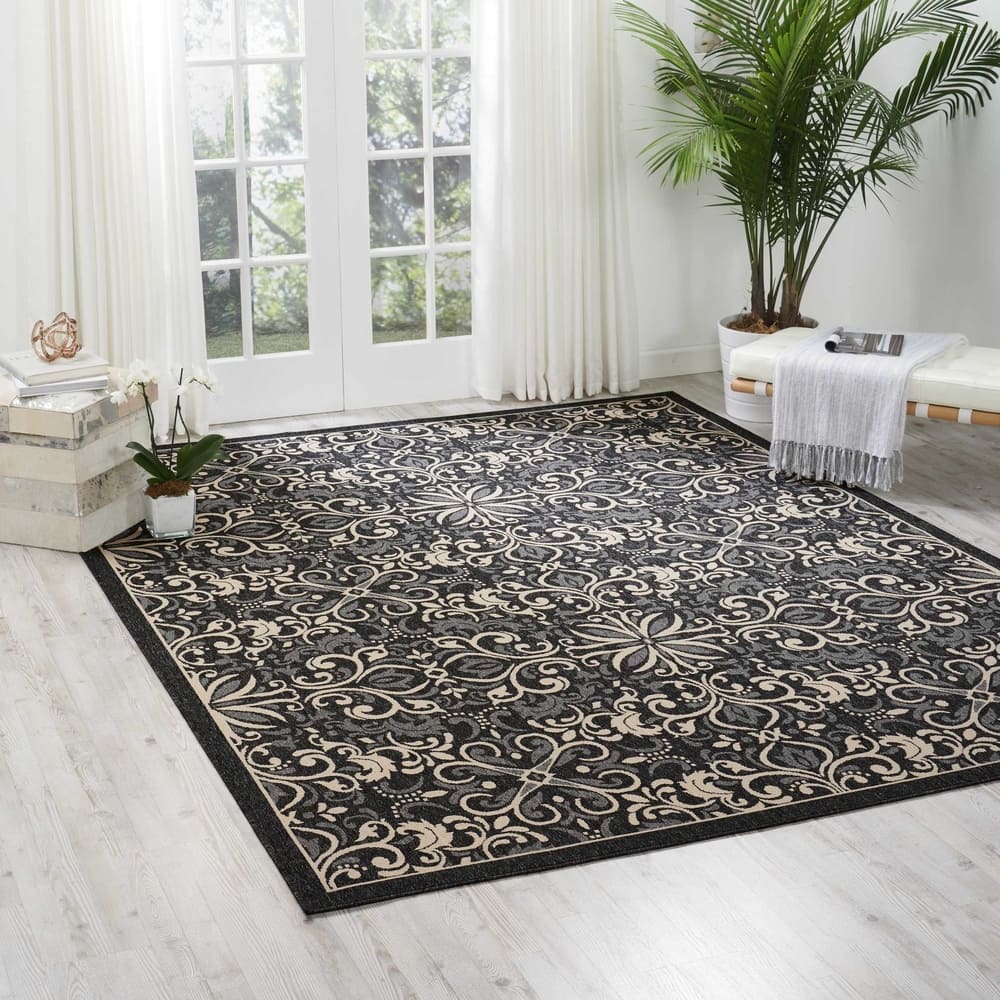 Nourison Caribbean Modern Trellis Medallion Indoor / Outdoor Area Rug