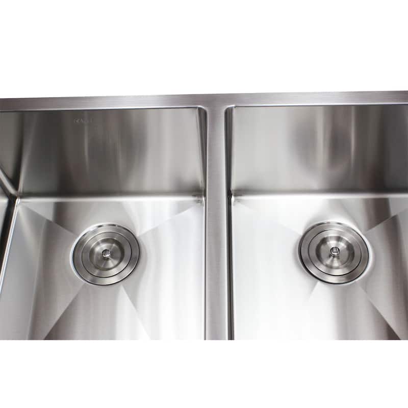 32-inch Stainless Steel Double Bowl 15mm Radius Undermount Kitchen Sink with Accessories