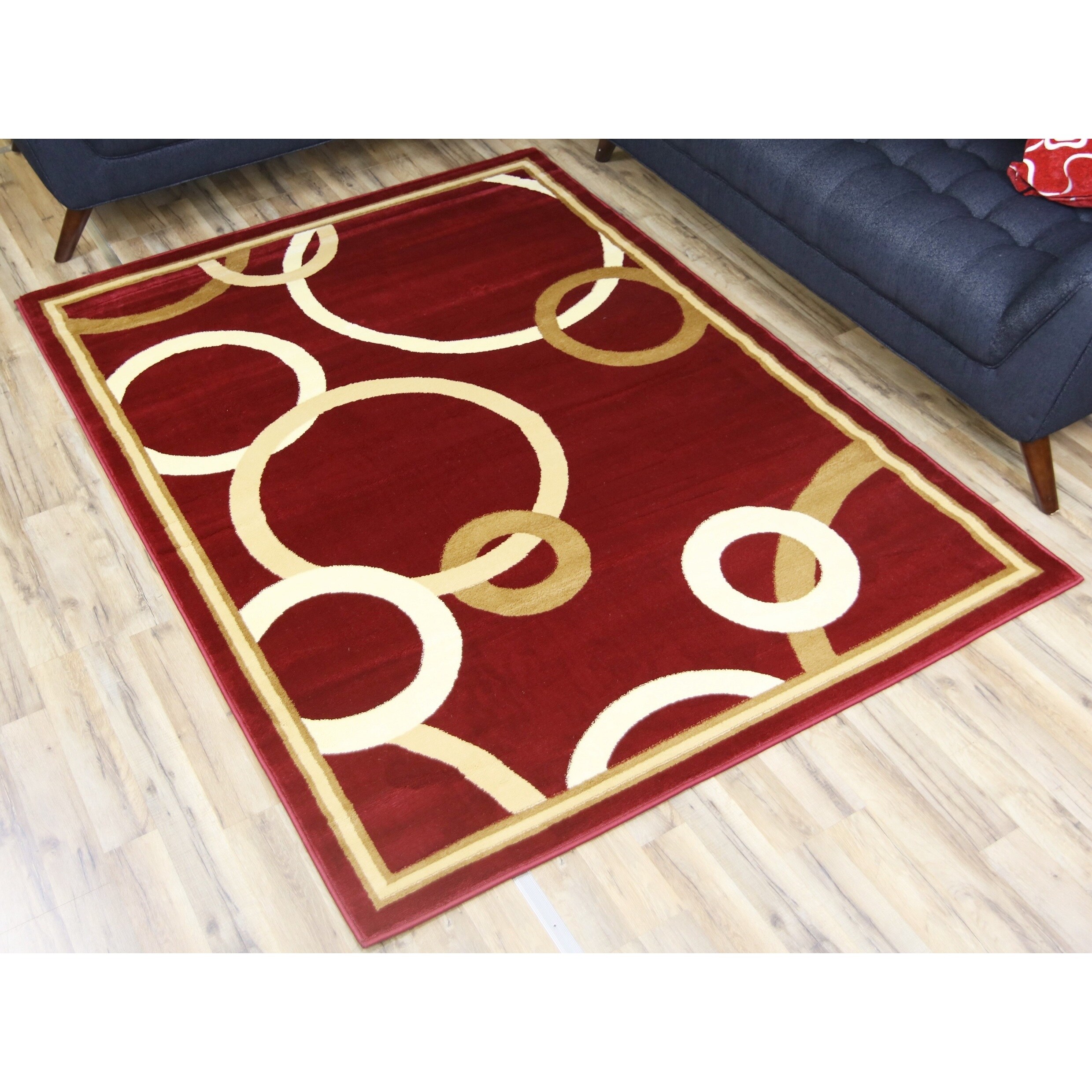 Machinemade Passion Red Polypropylene Area Rug (5' x 8') Red