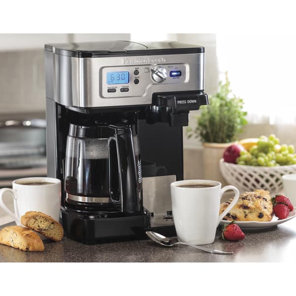 Hamilton Beach Hamilton Beach FlexBrew two way coffee maker 12-Cup  Black/Stainless Steel Residential Drip Coffee Maker at