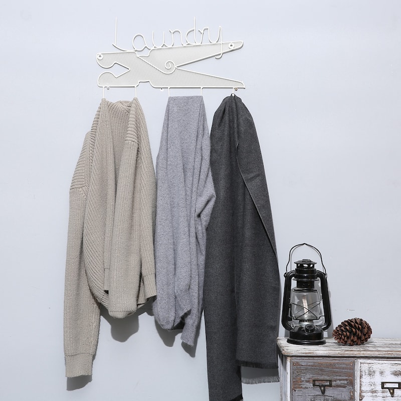 'Laundry' 5-hook Metal Wall-mounted Wall Hanging Organizer