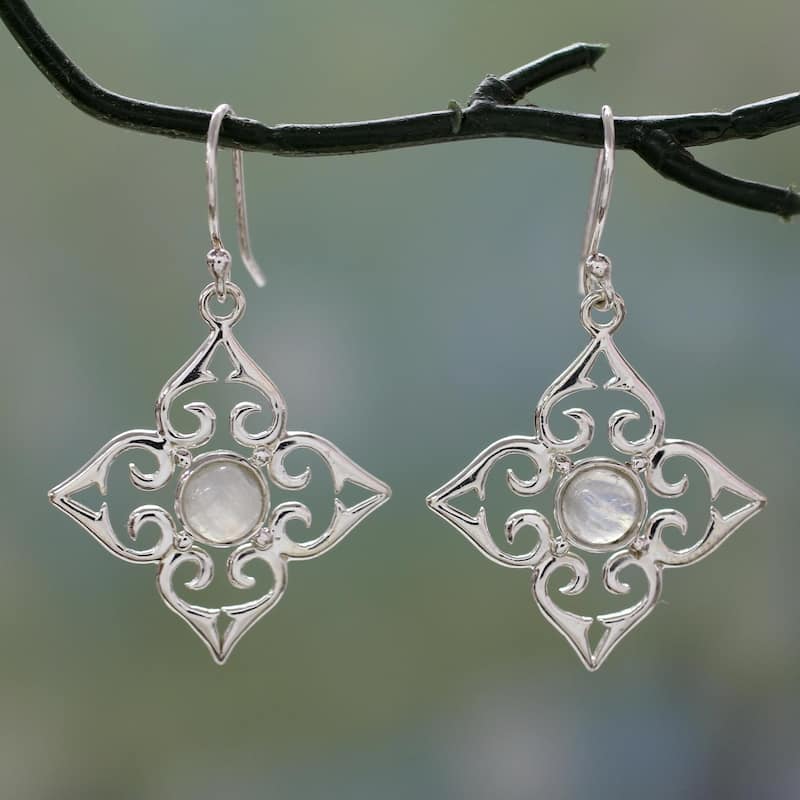 Handmade Four Seasons Rainbow Moonstone Earrings (India)