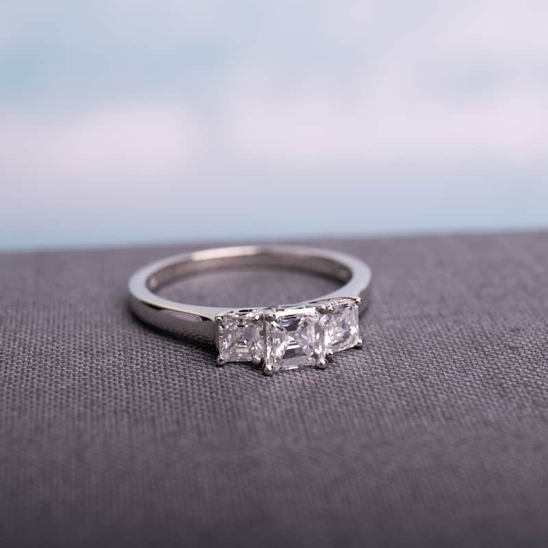 Miadora Signature Collection 14k White Gold 1ct TDW Certified Asscher-cut Diamond 3-stone Engagement Ring