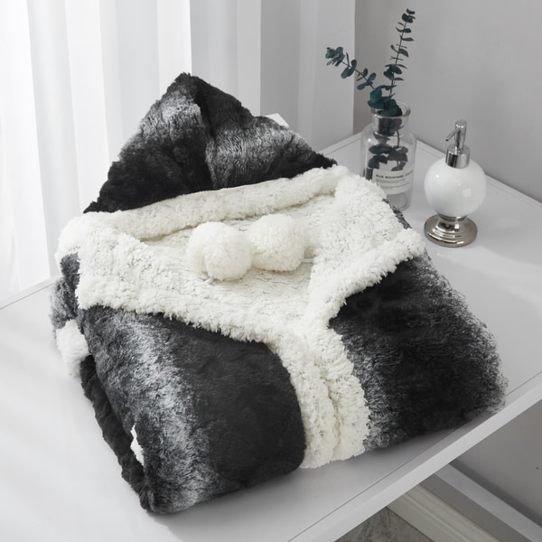 chic home design hooded snuggle