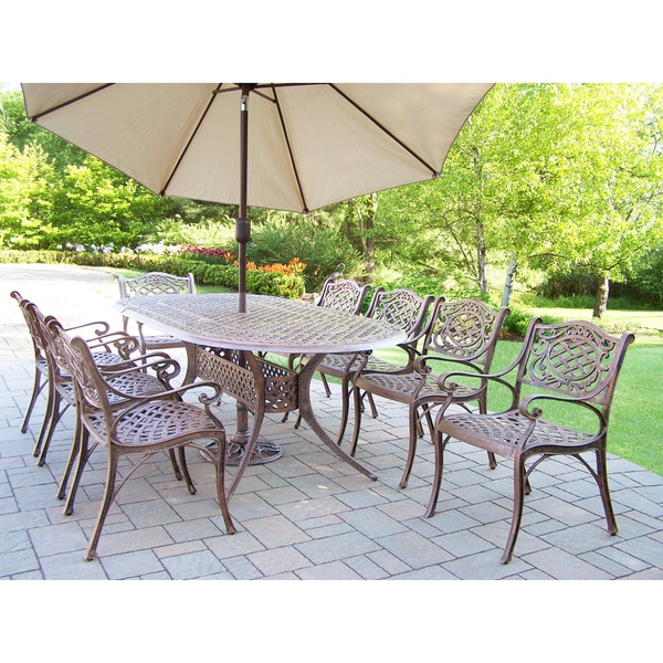 Outdoor Dining Set with Oval Table, 8 Chairs, Umbrella and ...