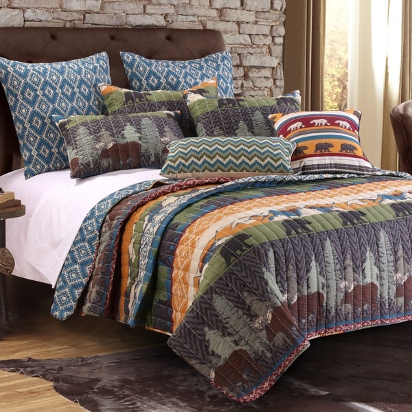 Shop Greenland Home Fashions Black Bear Lodge Quilt Set ...