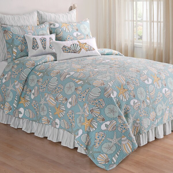 Cabana Bay Seashell Print Cotton Quilt (Shams Not Included)