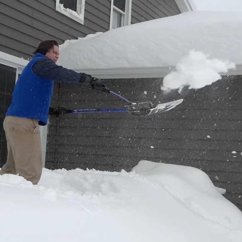 Shovelution 18" Strain-Reducing Snow Shovel