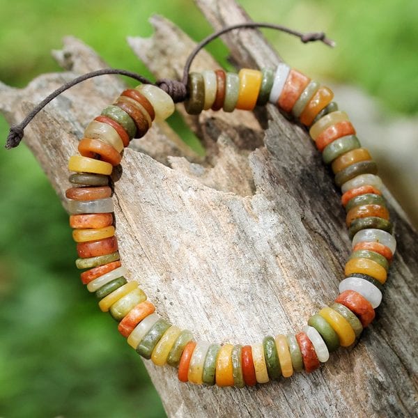Handmade Cotton 'Seasonal Effects' Jade Quartz Bracelet (Thailand) - 7'6" x 9'6". Opens flyout.
