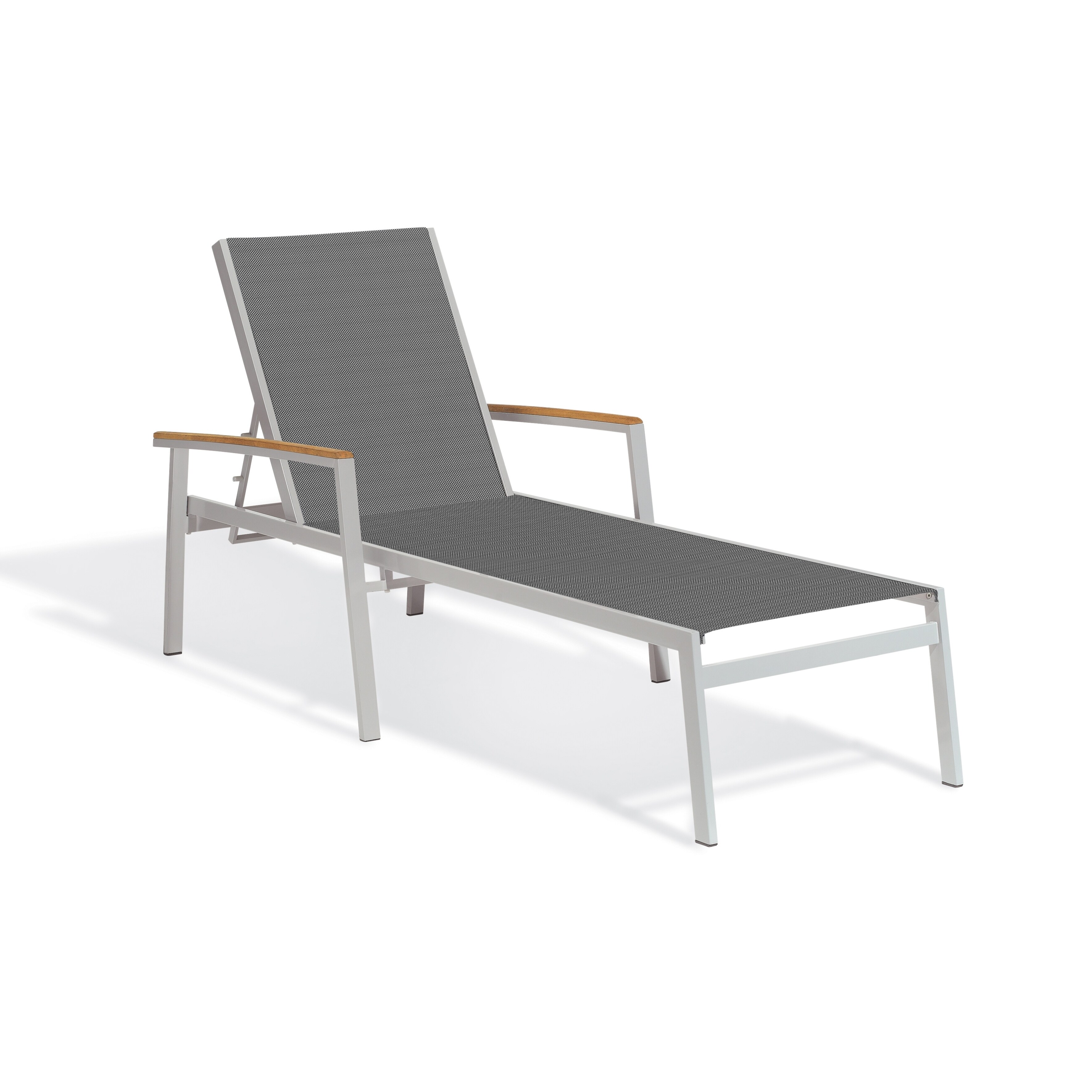 Oxford Garden Travira Chaise Lounge With Teak Armcaps Set Of Oxford Garden Travira Chaise Lounge
