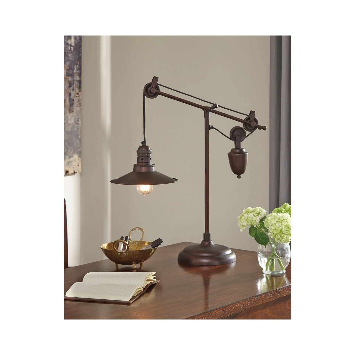 kylen desk lamp