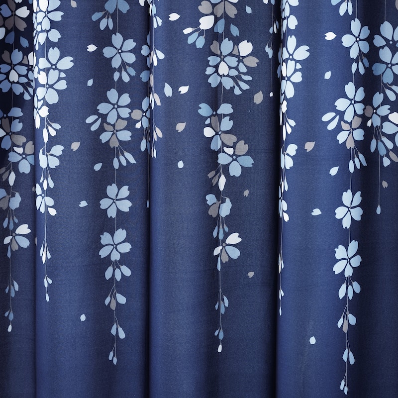 Lush Decor Weeping Flower Shower Curtain
