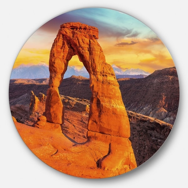 Designart Delicate Arch In Arches Park Landscape Photo Round Metal Wall Art Overstock 14254243