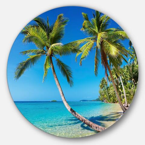 Designart 'Tropical Beach, Thailand' Landscape Photo Round Metal Wall Art