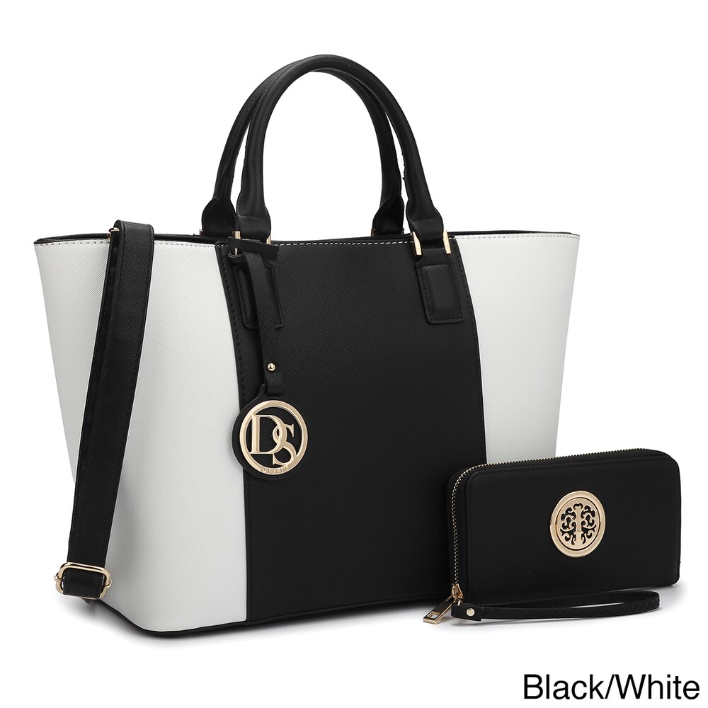 black medium tote bag